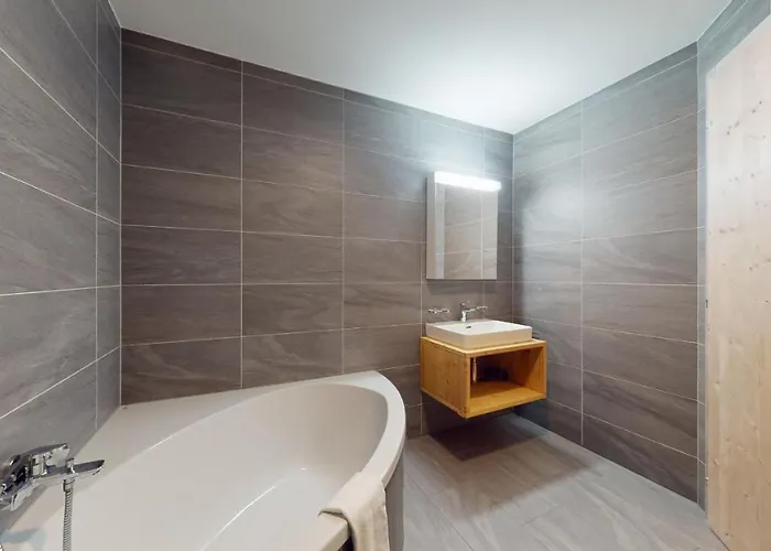 Les Mayens Ma 002 - Luxury 6 Pers アパート *