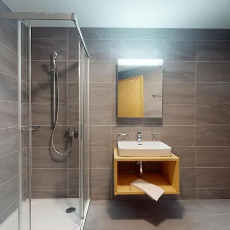 Les Mayens Ma 002 - Luxury 6 Pers Apartmán